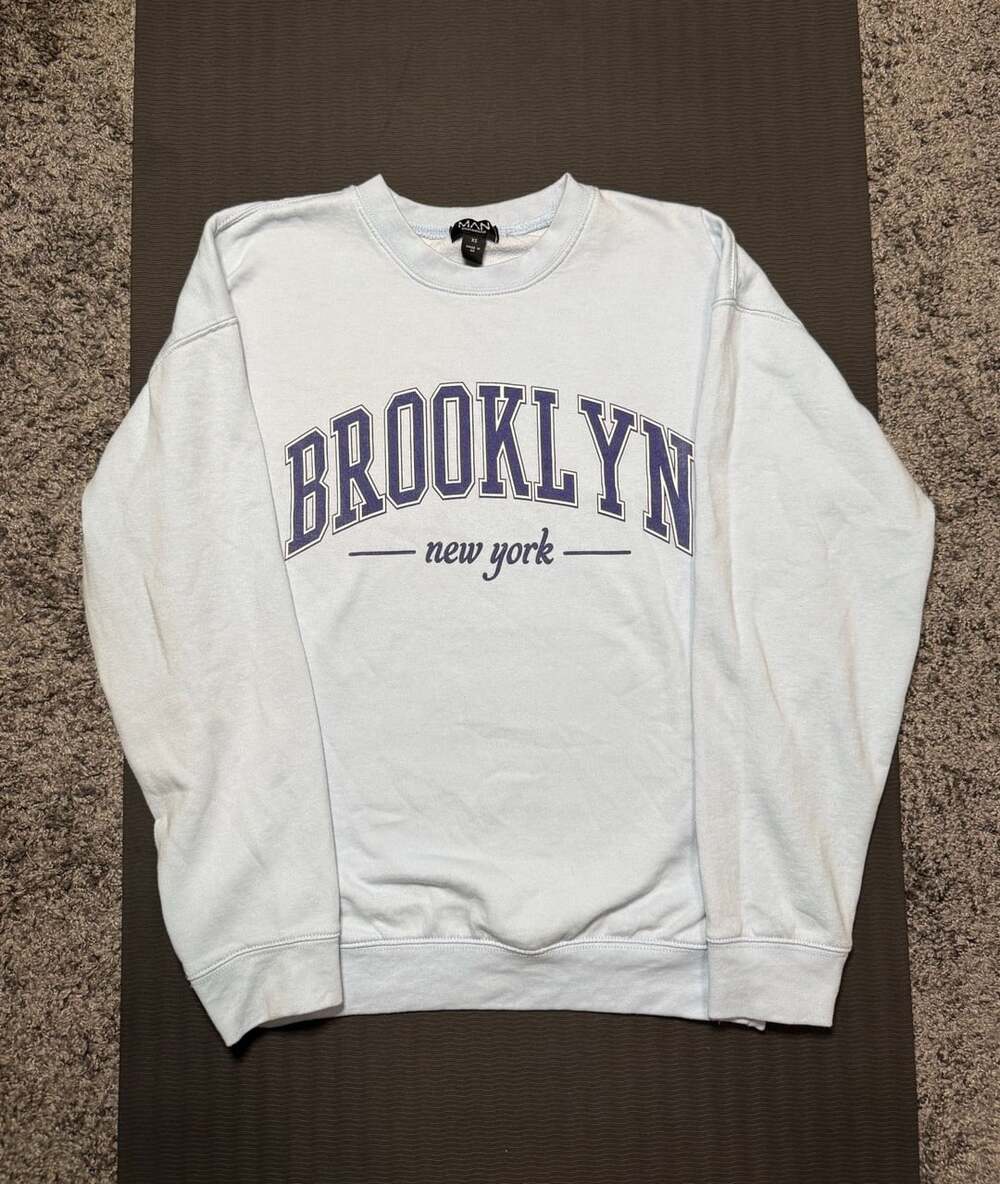 boohooMAN Brooklyn New York Graphic Crewneck Sweatshirt Light Blue XS